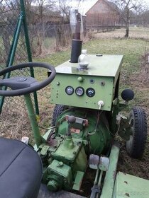 Traktor stabilní motor Slavia - 1