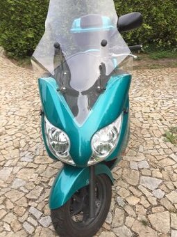 Skútr Honda Forza 250
