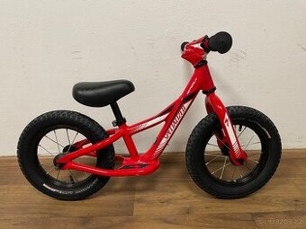 Dětské odrážedlo Specialized Hotwalk 12” červené