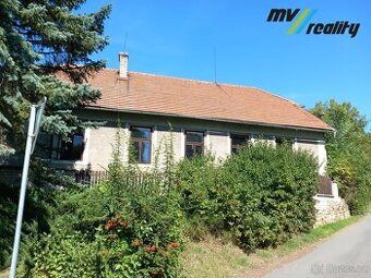 Všeradice. Prodej rodinného domu 188,8 m2 + příslušenství