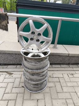 ALU kola Dotz R15
