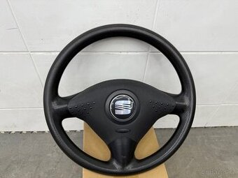 Volant kompletni Seat Cordoba 1k2