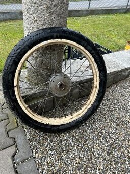 Babetta 210 - Přední kolo s nábojem