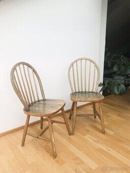 Set 2 vintage židlí z 60. let – Windsor styl, originál