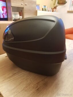 Prodám kufr na motorku nový