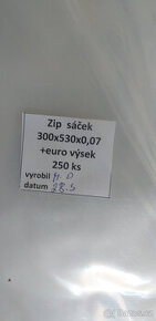 Prodám nové foliové sáčky se zipem a závěsem