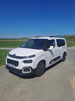 Citroen Berlingo 1,5 Blue HDi EAT8 plná výbava odečet DPH