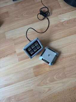 UV světlo SLA / DLP 3D tisku + samotočící plošina