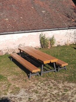 Masivní zahradní set