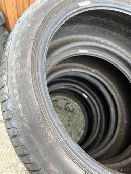 245/40 R18 Pirelli