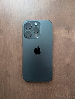 iPhone 15 Pro 128GB - Černý titan, TOP stav, v záruce
