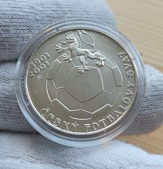 AG 200kč ČNB 2001 BK provedení
