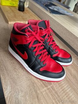 Air Jordan 1 mid vel.43