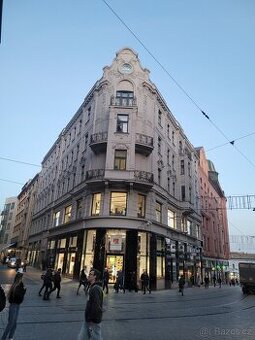 kancelář s bydlením