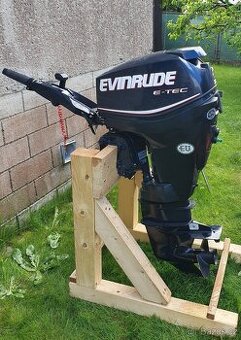Motor Evinrude 30