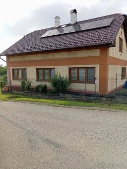 Prodej rodinného domu Krmelín