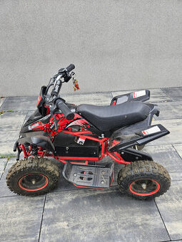 Buddy Toys BEA 822 Čtyřkolka Racing 800W