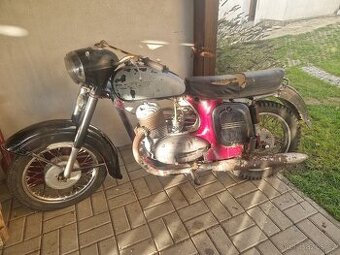 Jawa 250 a dily
