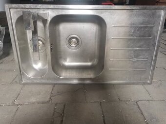 Kuchyňský dřez