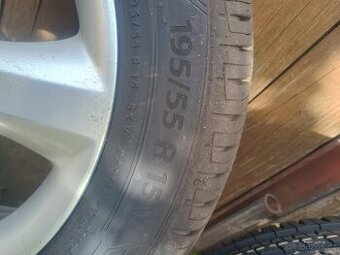 Pneu 195/55 r15 V