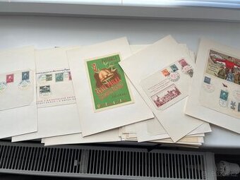 Výroční známky a pbálky