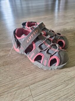 Sportovni sandálky vel. 29