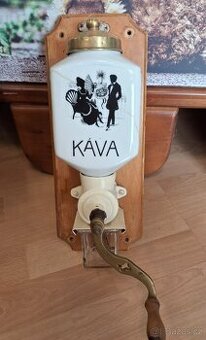 Nástěnný starožitný kafemlýnek zn.Garantie v rokoko stylu