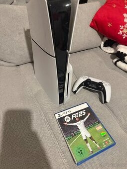 PlayStation 5 slim s mechanikou