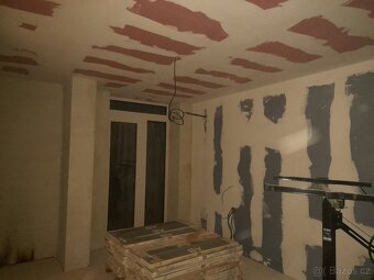 Provádím zednické a buraci práce