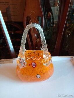 Pěkná,skleněná váza- kabelka- Murano- Milefory