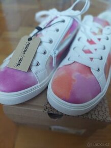 Dámské, dívčí tenisky Baťa nové, vel. 36