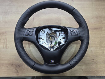 VOLANT BMW E90 E91 E92 E93 E82 M sport E90M