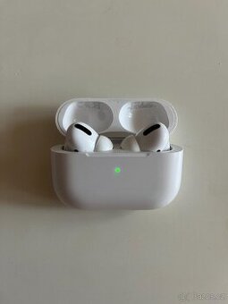 Apple AirPods Pro (1 gen) – pravý sluchátko vadné, levý OK