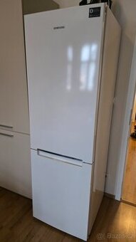 Lednice Samsung RB33J3015WW - 1