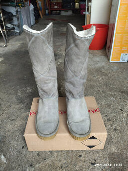 Dámské kožené kozačky vel. 39