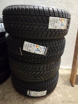 Nové zimní pneu Goodyear 215 50 R19