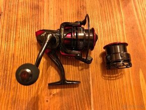 FOX RAGE NAVIJÁK WARRIOR 2500 REEL+rezervni civka