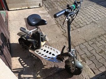 Benzinová koloběžka 2T