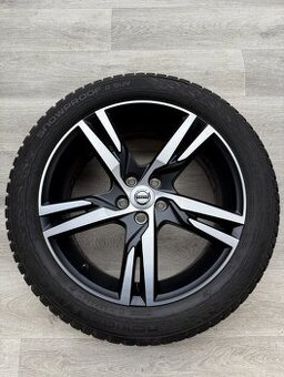 R19 ORIG.KOLA VOLVO XC40 V90CC 235/50/19 DOT25 REF