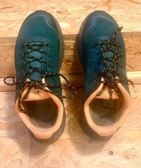 Trekové boty Inov8 ROCfly G350, vel. 39,5