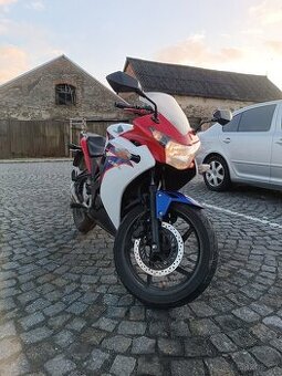 Honda CBR 125R 2012