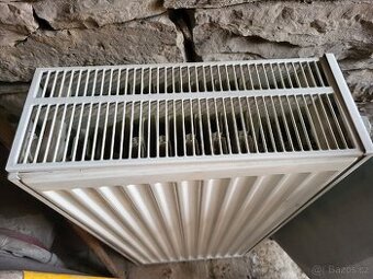 Deskový radiátor dvojitý