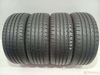 Letní pneu 225/45/17 Lassa