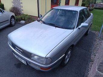 Audi 90 , 5-ti valec, dovoz Španělsko