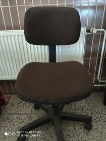 Malá kancelářská židle
