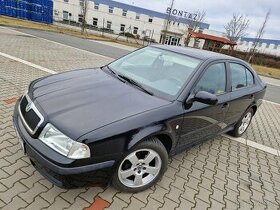 Škoda Octavia Tour 1.6 benzin - nové ČR - 1 majitel