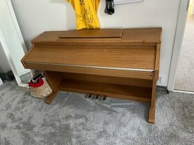 prodám piano Bohemia BDP-850