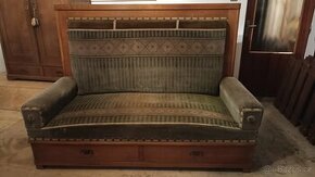 Starožitný dřevěný gauč - stáří cca 100let