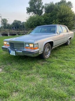 Cadillac Brougham