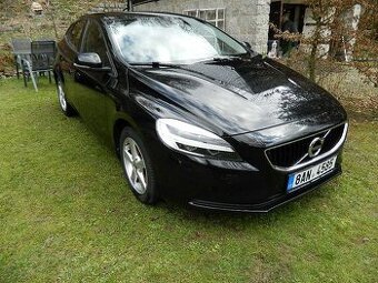 Volvo V40 T3, 86.000 km - výborný stav